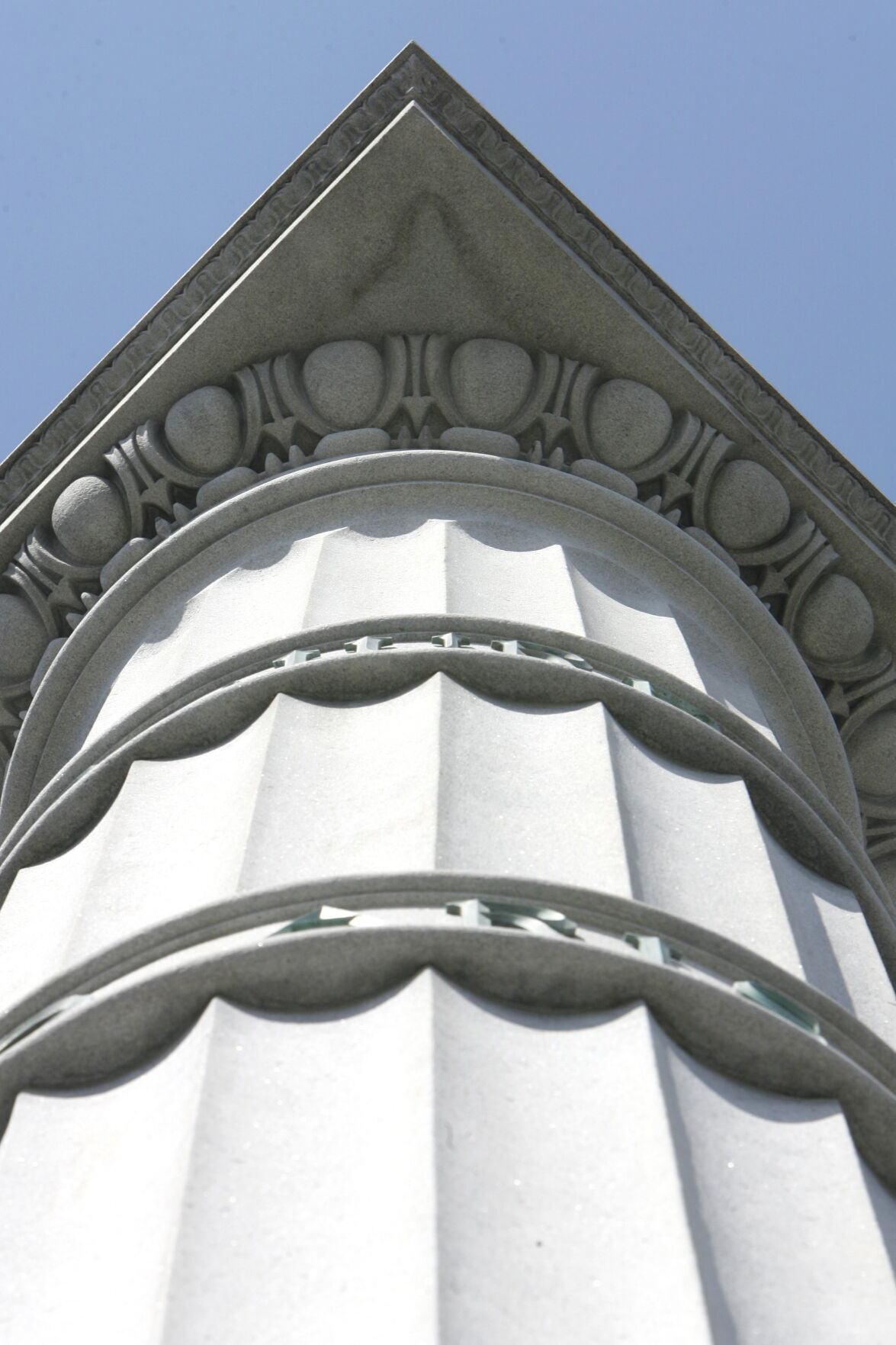 DAVIS1